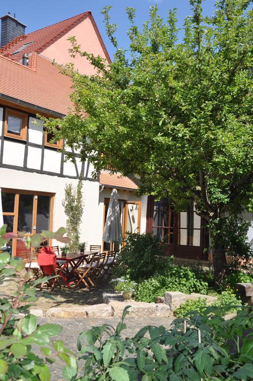 Gastezimmer Am Hof Frankfurt am Main Dış mekan fotoğraf