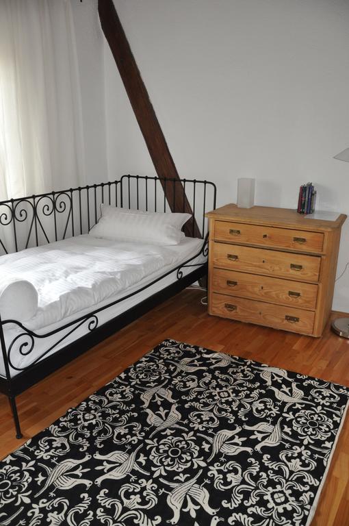 Gastezimmer Am Hof Frankfurt am Main Dış mekan fotoğraf
