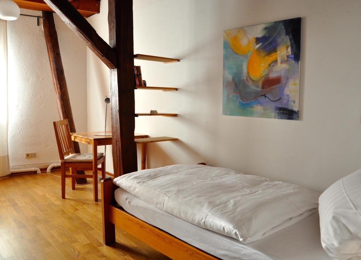 Gastezimmer Am Hof Frankfurt am Main Dış mekan fotoğraf